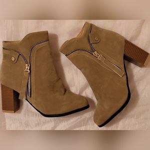 NWOT Ankle Booties with 3" block heel- size 6 1/2 (37)